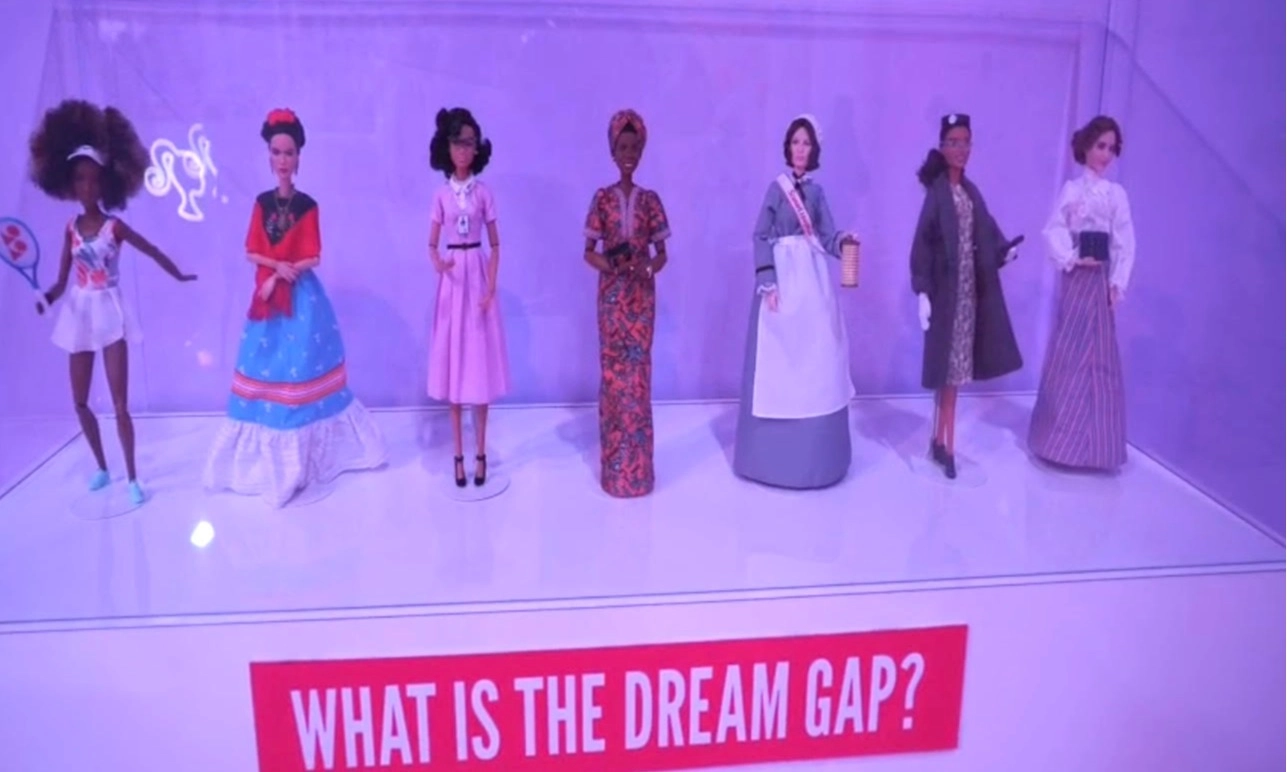 <p id="isPasted">Nostalgia Dan Imajinasi Bertemu Di &quot;World of Barbie Jakarta&quot;</p>