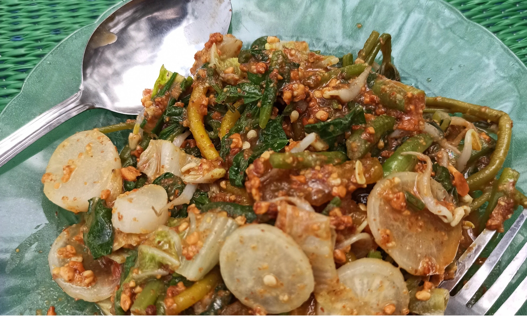 <p id="isPasted">Makanan-Makanan Tertua Di Indonesia, Ada Yang Dari Abad Ke-9</p>