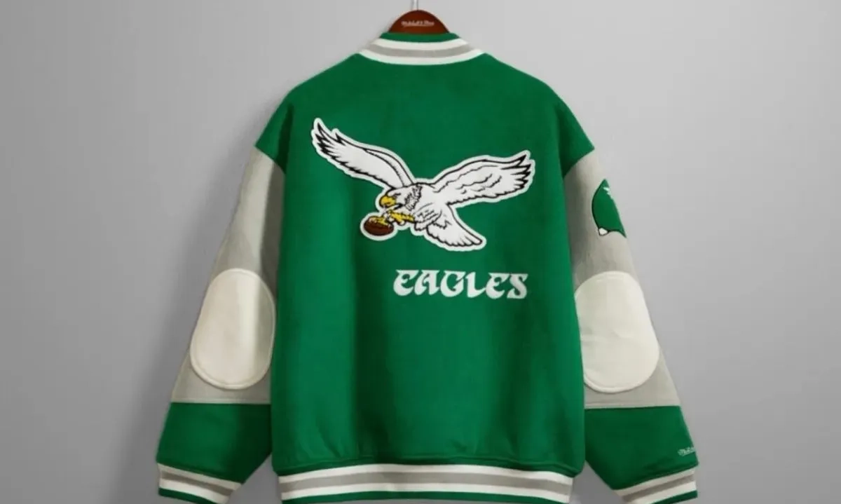 <p id="isPasted">Model Jaket Eagles Putri Diana Kembali Dirilis</p>