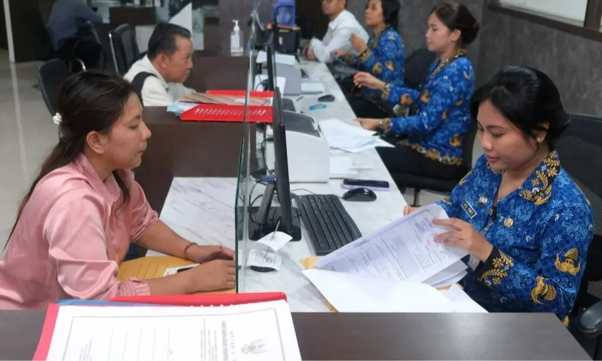 <p>Bingungnya Daerah Menyiasati Fiskal Akibat Pemangkasan TKD</p>