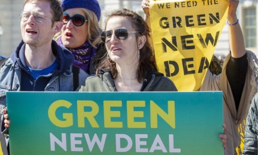 <p>Mengenal <em id="isPasted">Green New Deal</em> Indonesia Untuk Ketahanan Iklim Dan Ekonomi Di Indonesia</p>