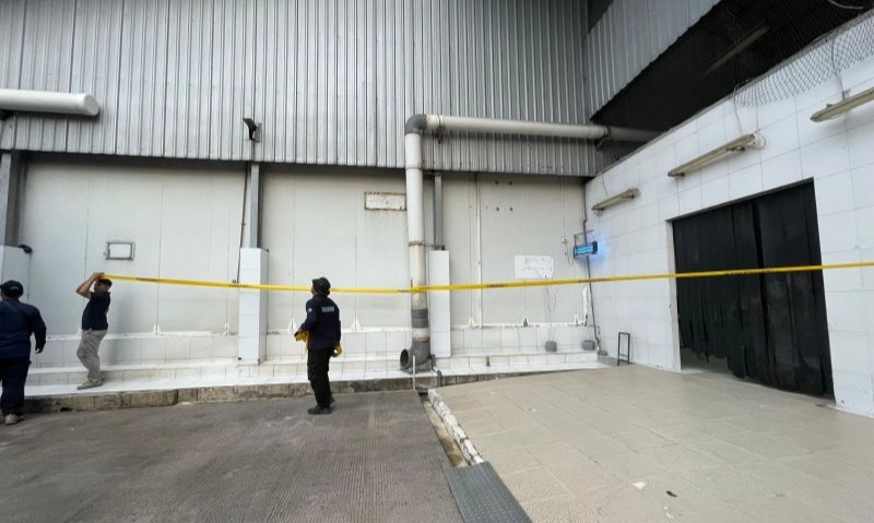 <p>Kasus Udang Beku Tercemar Radioaktif, KLH Segel PT PMT</p>