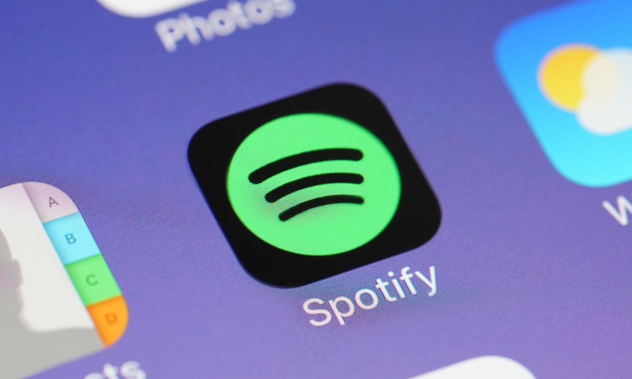 <p>Pengguna Spotify Gratis Kini Bebas Pilih Dan Putar Lagu Favorit</p>
