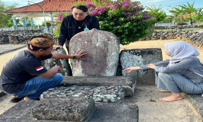 <p>Jejak Peradaban Majapahit Di Kabupaten Sampang</p>