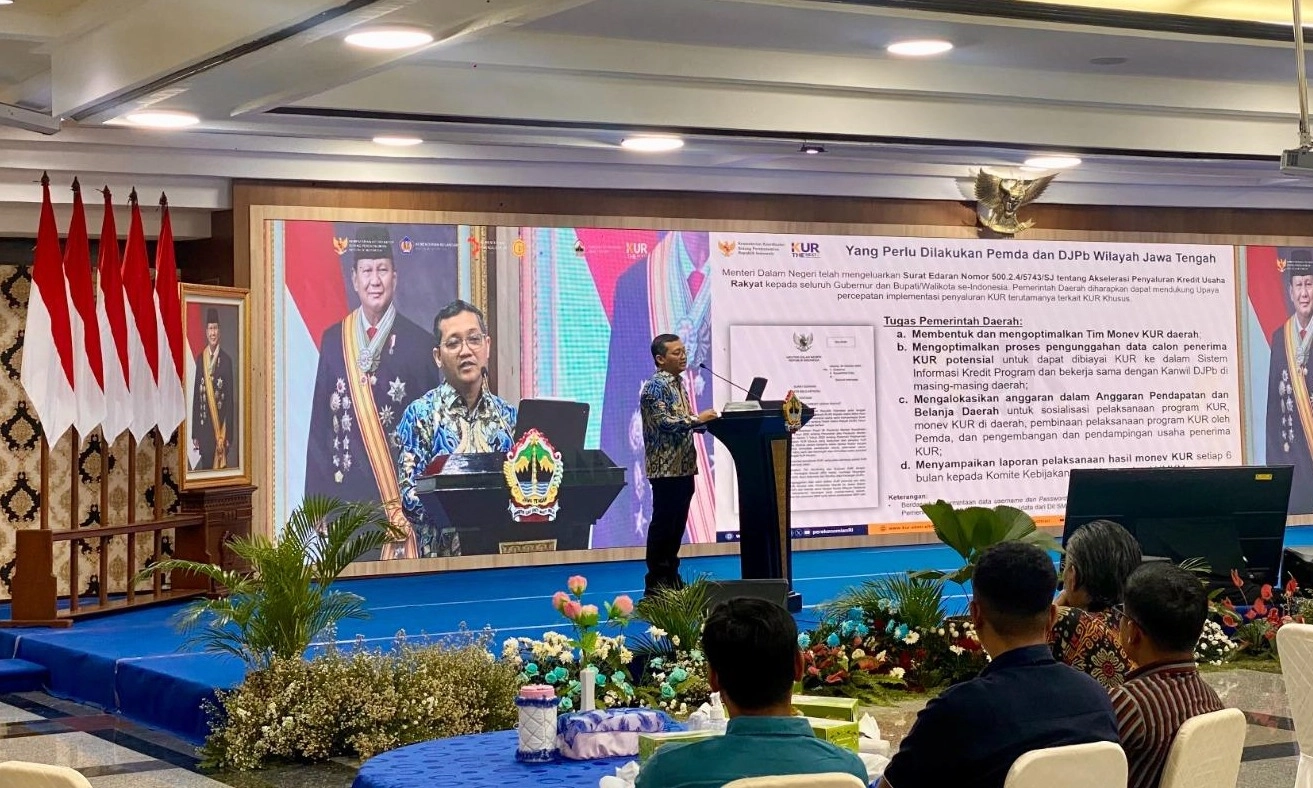 <p id="isPasted">Jawa Tengah Jadi Wilayah Penyalur KUR Terbesar, Capai Rp30,48 Triliun</p>