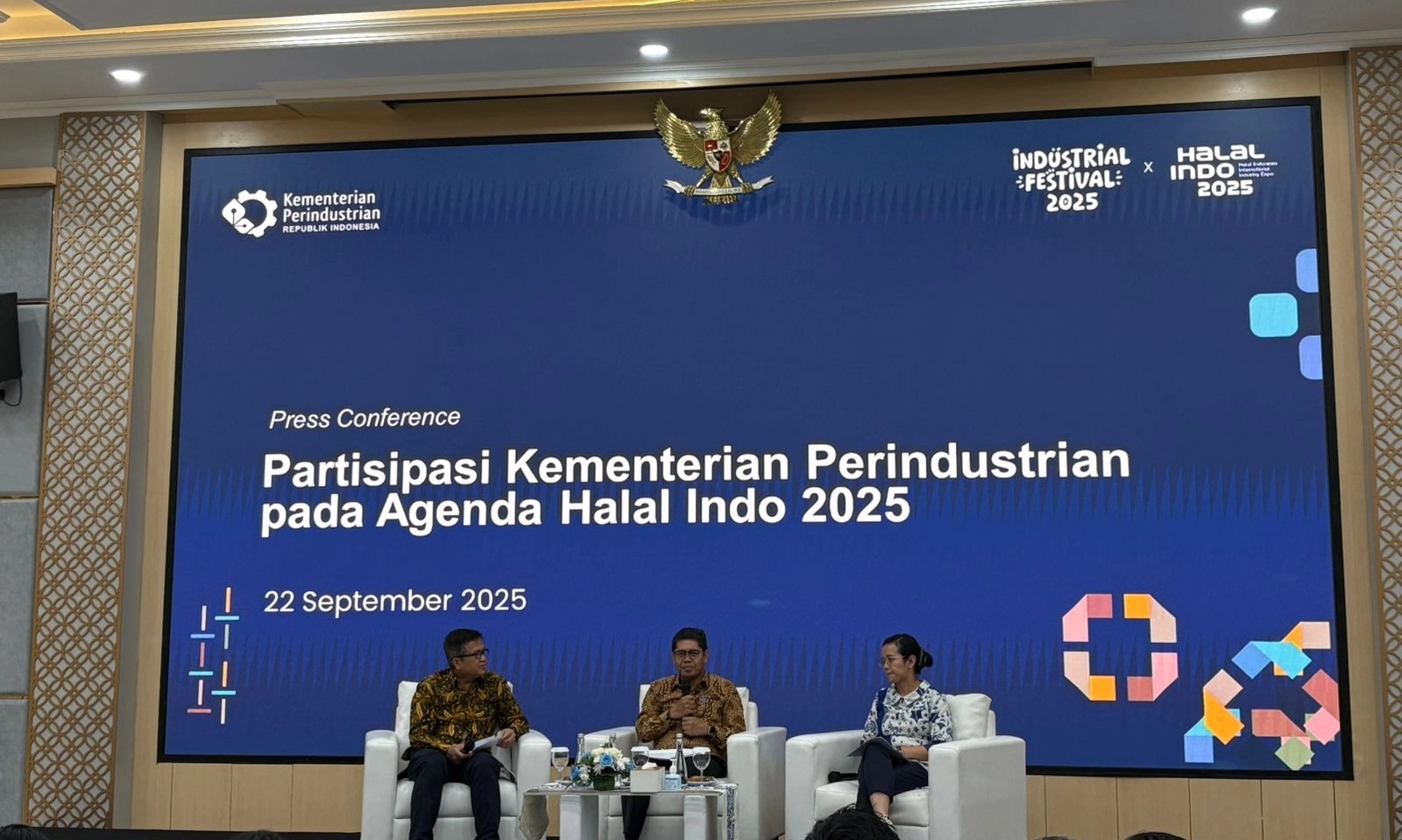 <p id="isPasted">Halal Indo Expo 2025, Kemenperin: Perkuat Hilirisasi Halal ke Pasar Global</p>