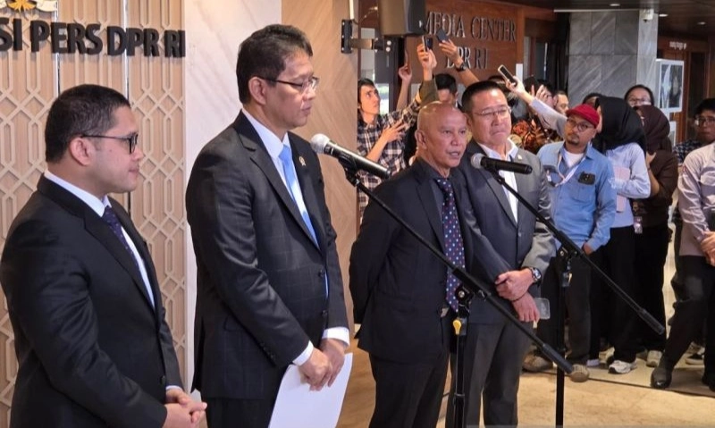 <p>Bahas Kebijakan Cukai, Menkeu Akan Temui Industri Rokok Besok!</p>