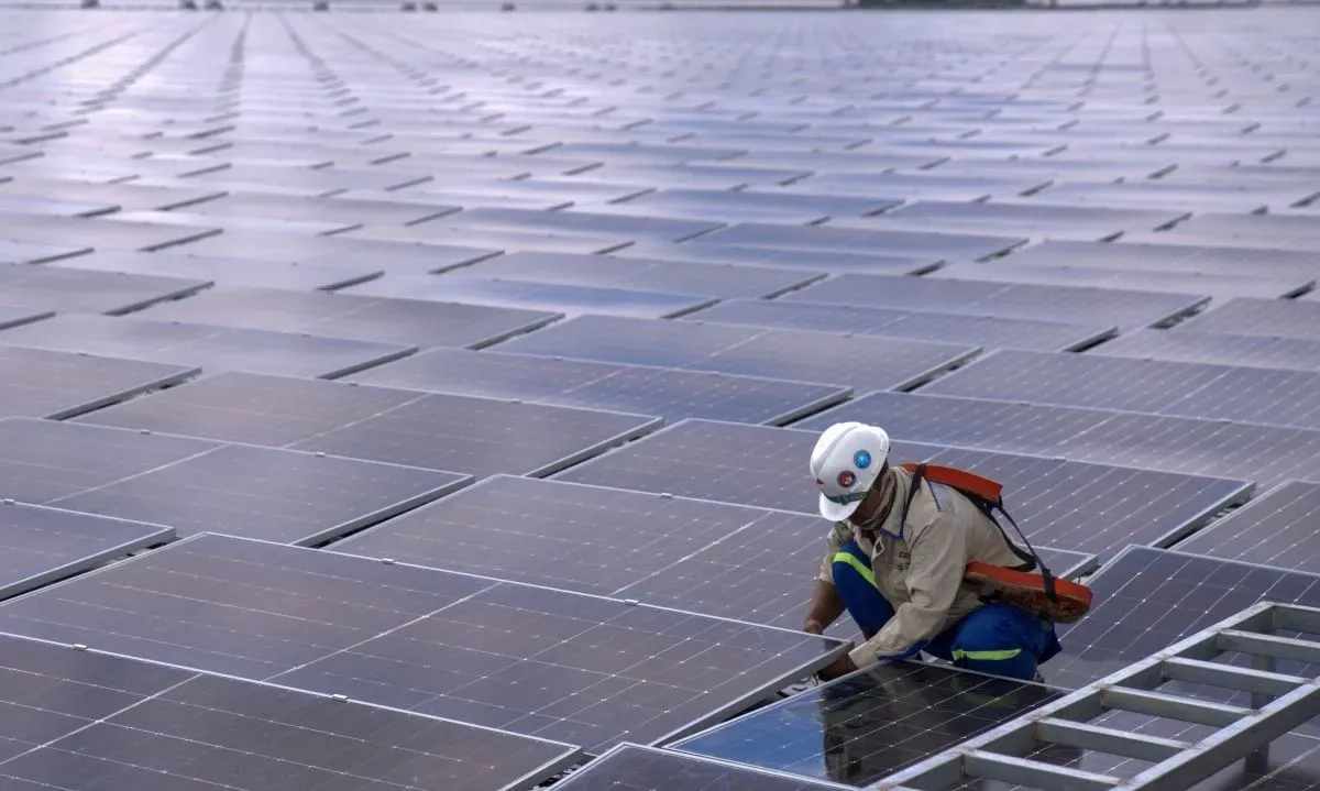 <p class="query-text-line ng-star-inserted" id="isPasted">Puncak Emisi Digeser, Target RI Mundur dari 2030 ke 2035</p>