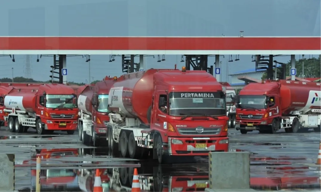 <p>Kolaborasi Pertamina-Swasta Dimulai, Kargo BBM Mentah Tiba Hari Ini</p>