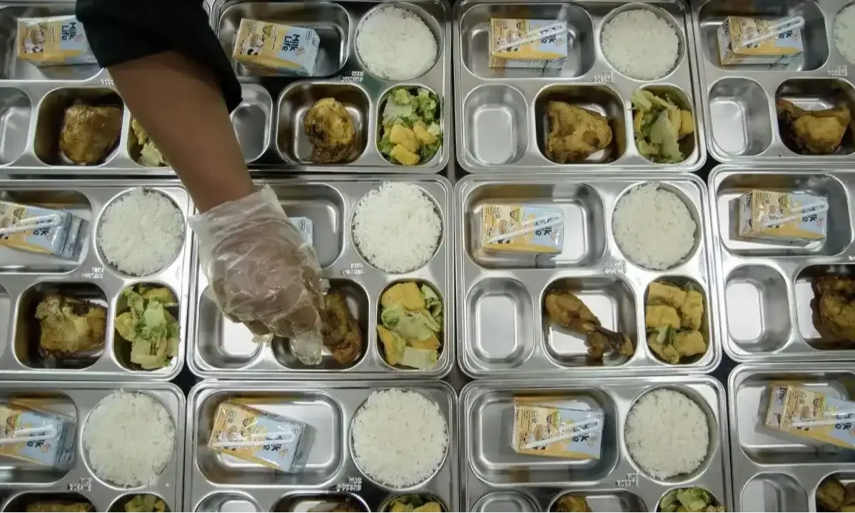 <p>Dokter Ingatkan Selalu Tutup Rapat Makanan Untuk Cegah Kontaminasi</p>