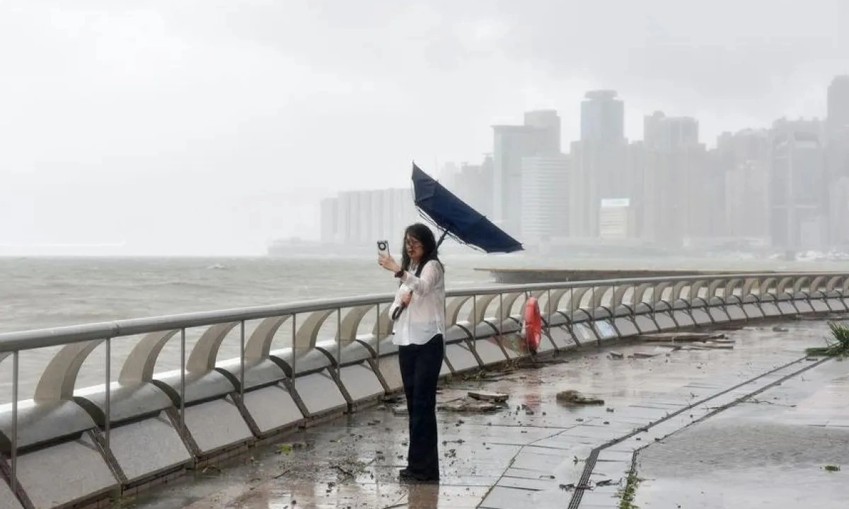 <p>Kemenlu Sebut Tak Ada WNI Terdampak Topan Ragasa</p>