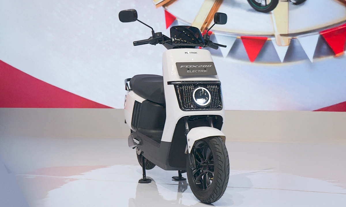 <p dir="ltr" id="isPasted">Polytron FOX 200, Motor Listrik Anti &#39;Sen Kiri Belok Kanan&#39;&nbsp;</p>