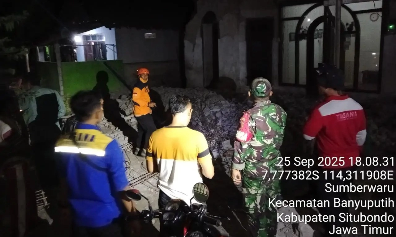 <p>BNPB Kirim Tim ke Lokasi Gempa M5,7 Banyuwangi</p>