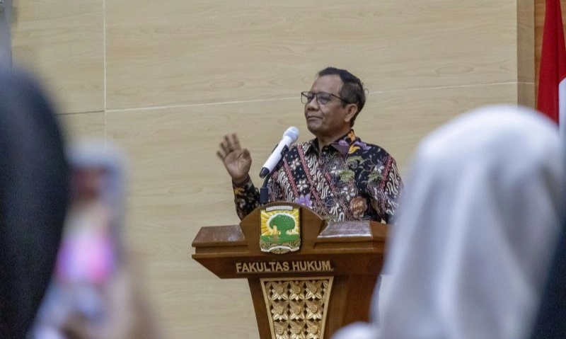 <p>Mahfud Uraikan 3 Poin Untuk Reformasi Polri</p>