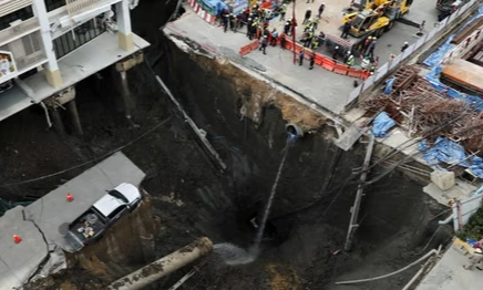 <p>Terjadi Di Thailand, Mengapa Lubang Raksasa Bisa Muncul?</p>