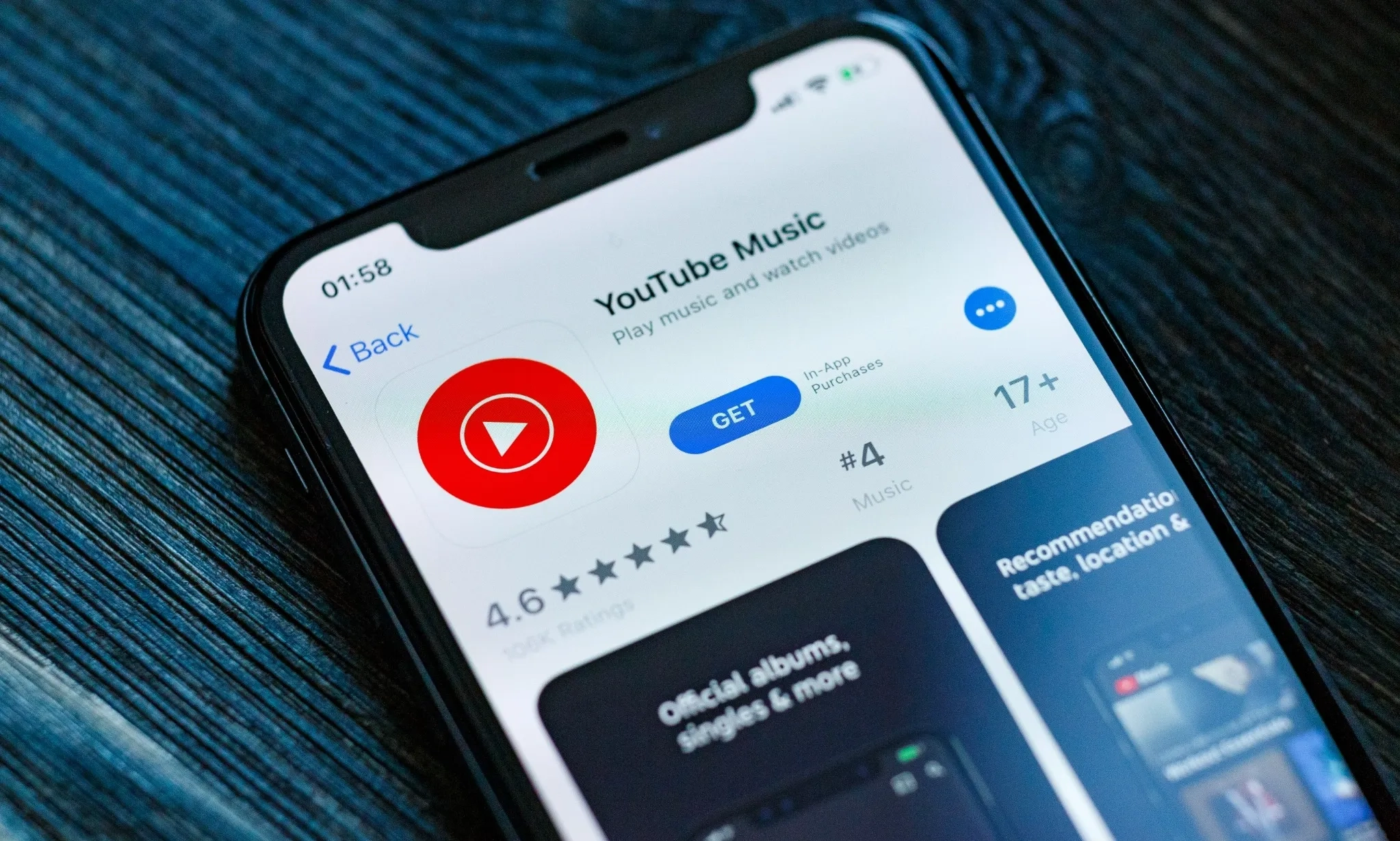 <p>YouTube Musik Uji Coba Hadirkan Pembawa Acara AI</p>