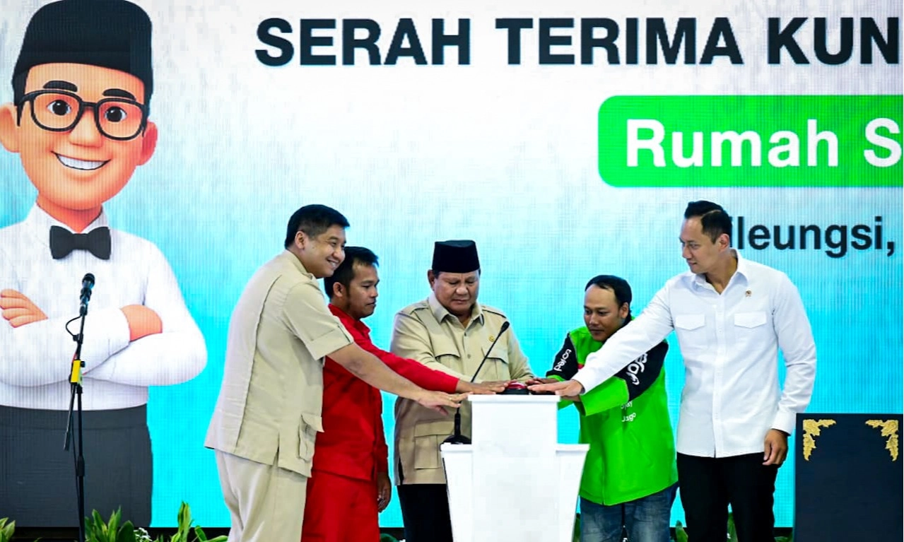 <p>Prabowo Sebut Keracunan Makanan Deviasi Kecil Program MBG&nbsp;</p>