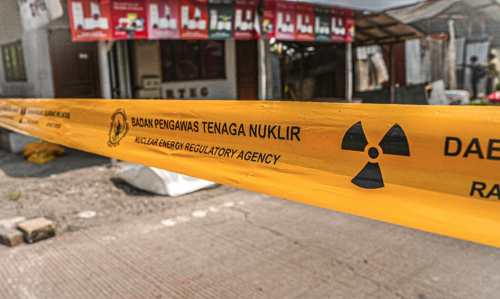 <p>Kawasan Industri Cikande Diperketat Agar Radiasi Tak Meluas</p>