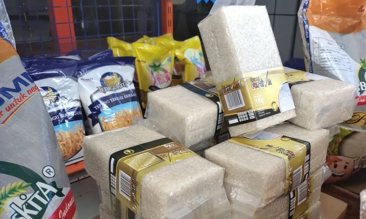 <p>Cegah <em>Stunting</em>, Bapanas Luncurkan 1.700 Ton Beras Fortifikasi</p>