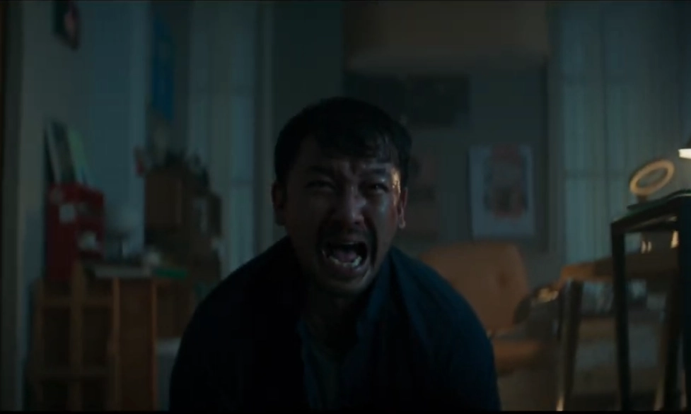 <p>Trailer <em>Legenda Kelam Malin Kundang,</em> Rio Dewanto Menyibak Kelam Ingatan</p>