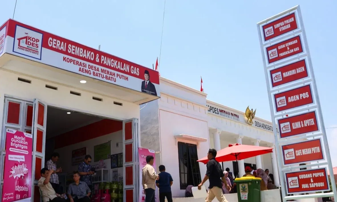 <p>Dukung Petani, Menkop: Kopdes Merah Putih Dapat <em>Dryer</em> dan <em>Cold Storage</em></p>