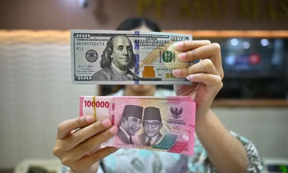 <p>Pemerintah AS &#39;Tutup&#39;, Rupiah Menguat Ke Rp16.609</p>