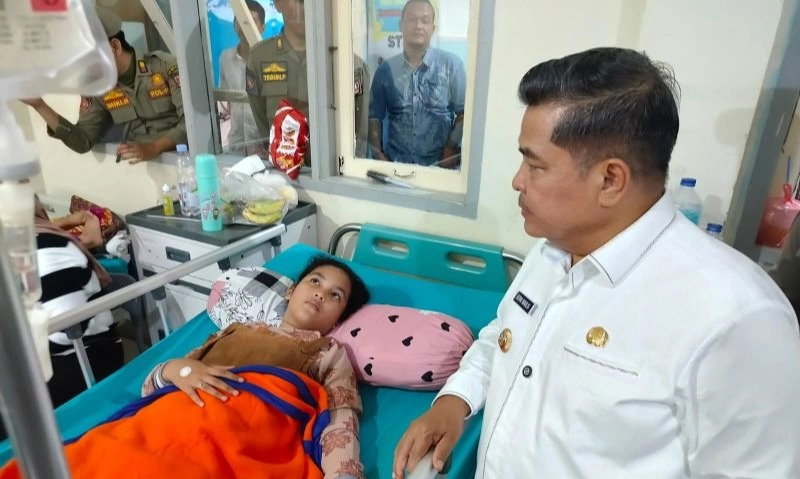 <p>119 Siswa di Agam Keracunan MBG</p>