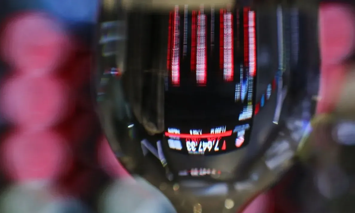 <p>OJK Setuju <em>Free Float</em> Saham Minimal 30%, Asal bertahap</p>