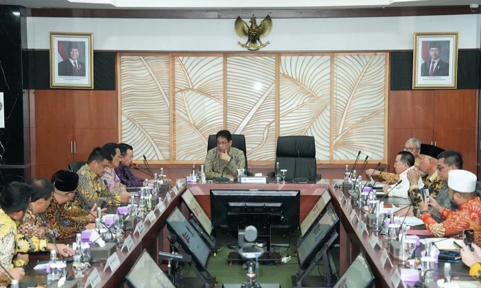 <p>18 Gubernur Protes Soal TKD, Menkeu Minta Kepala Daerah Berbenah</p>