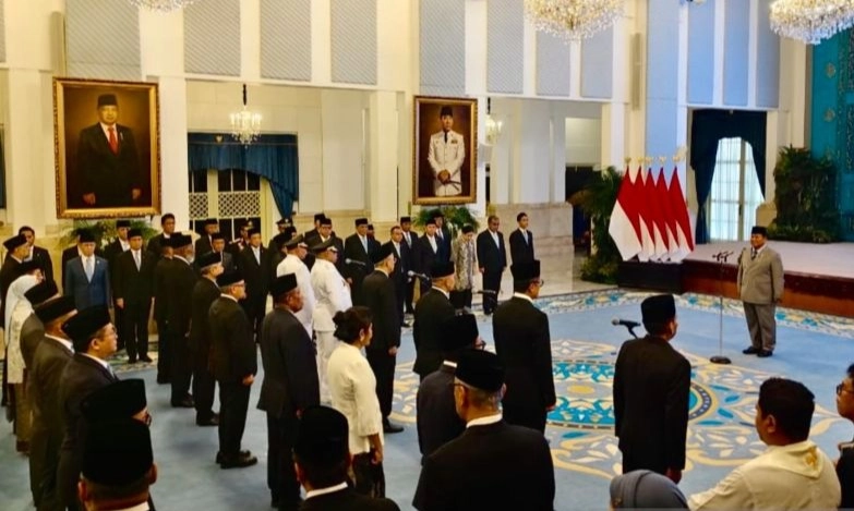 <p id="isPasted">Anggito Abimanyu Jadi Ketua LPS, Istana: Posisi Wakil Menkeu Cukup Dua Orang</p>