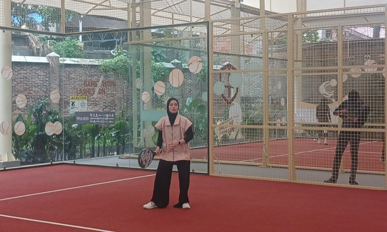 <p id="isPasted">Tetap <em>Stylish&nbsp;</em>di Lapangan, Rekomendasi <em>Outfit Modest&nbsp;</em>untuk Main Padel</p>