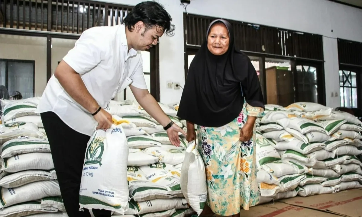 <p>Kemensos Bolehkan KPM Terima Beragam Bantuan</p>