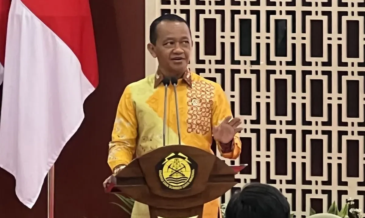 <p>Lunasi Jaminan Reklamasi, Bahlil Buka Blokir 4 Perusahaan Tambang</p>