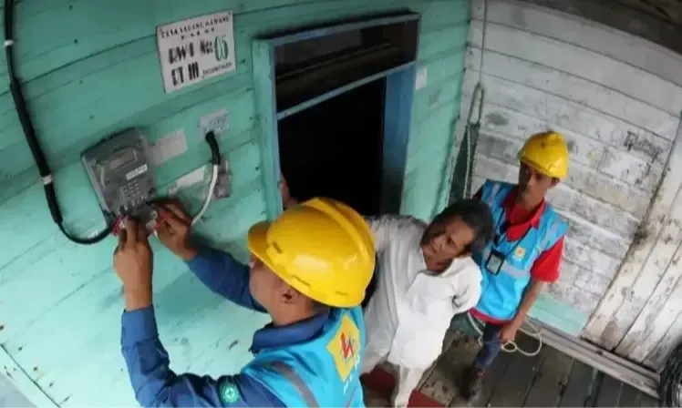 <p id="isPasted">Ini Taktik Bos PLN Untuk Menyetrum 1.285 Desa Tahun 2025</p>