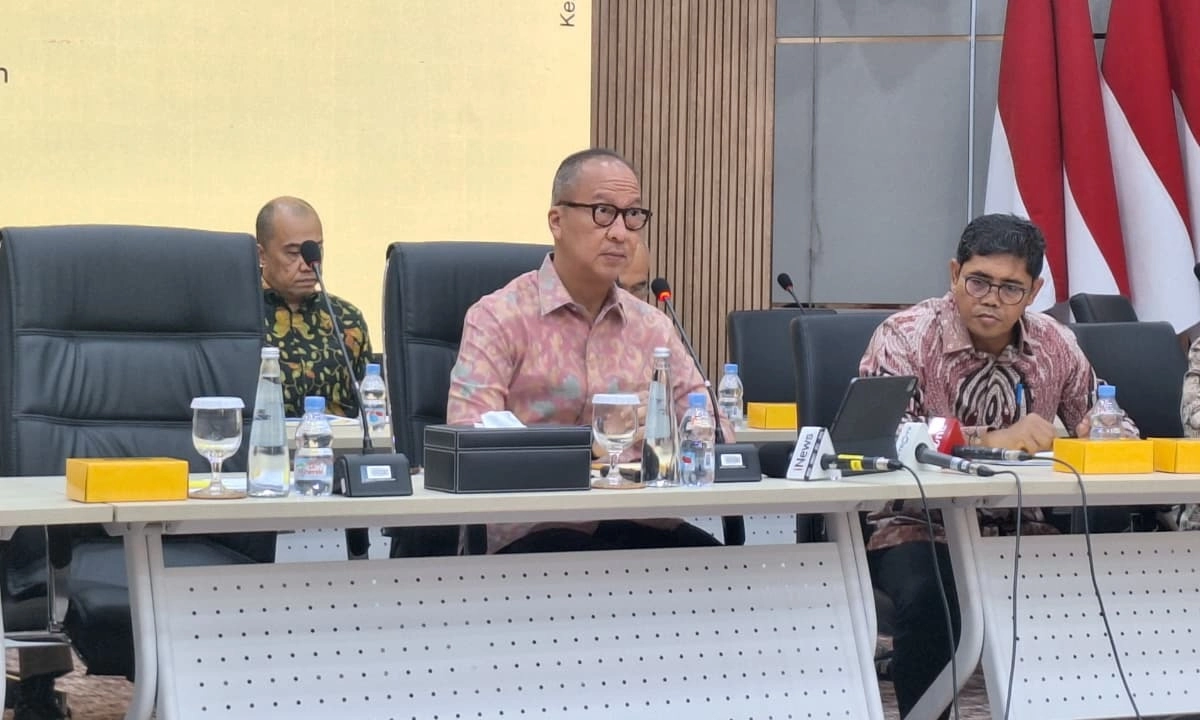 <p>Industri Tekstil Melesat 5,39%, Kemenperin: Berkat Revisi Permendag 8/2024</p>