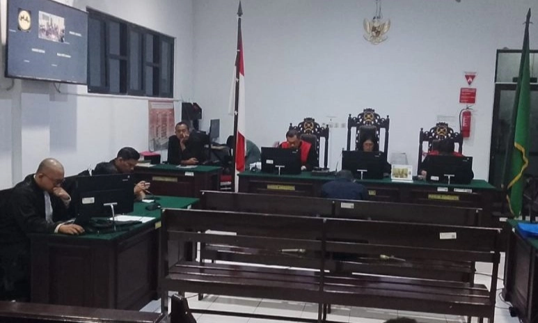 <p>Kasus TPPU, Eks Wali Kota Ambon Divonis 1 Tahun 10 Bulan</p>