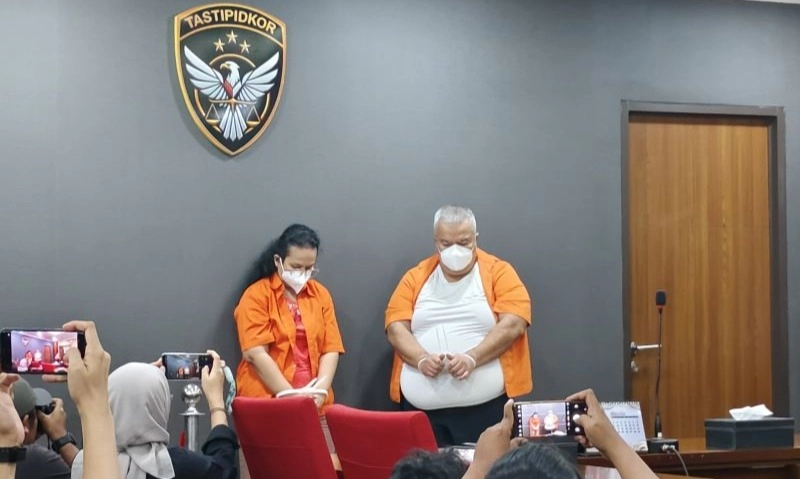 <p>Polri Bongkar Korupsi BUMD Riau</p>