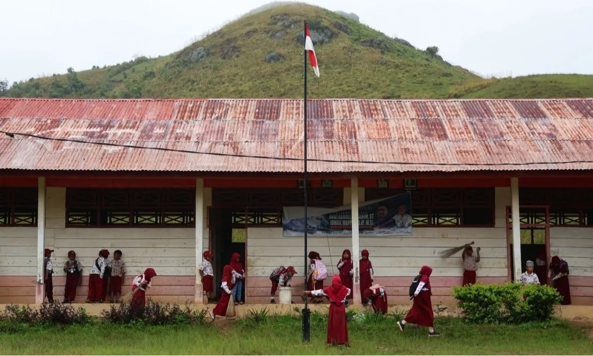 <p>Presiden Ingin Bangun 7.000 Sekolah Terintegrasi</p>