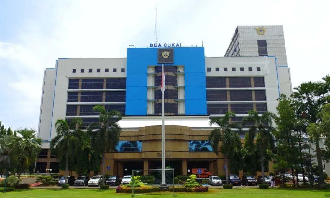 <p>Kejagung Geledah Kantor Bea dan Cukai</p>