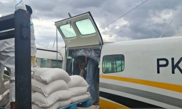 <p>BNPB Modifikasi Cuaca Di Jawa Barat</p>