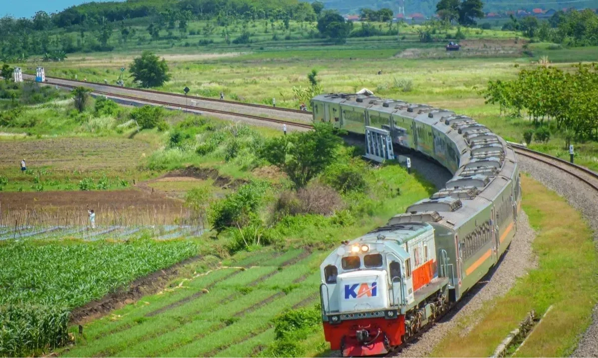 <p id="isPasted">KAI Beri Potongan Tarif Kereta Api Untuk Prajurit TNI/Polri, Ini Alasannya</p>