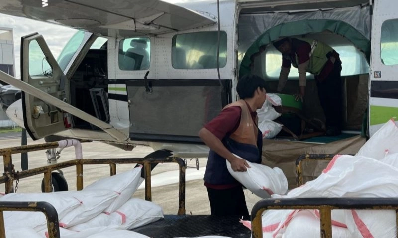 <p>BNPB Modifikasi Cuaca di Semarang</p>