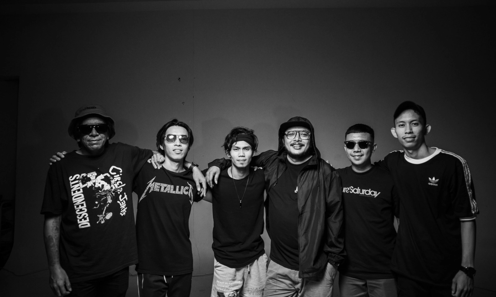 <p id="isPasted">&quot;Pandir Wara&quot; Primitive Monkey Noose, Suara Keras Dari Tanah Kalimantan</p>