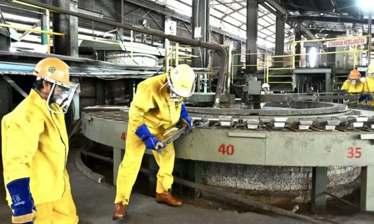 <p>Hilirisasi Kunci Nilai Tambah, Menperin Dukung RI Tobat Jualan Bahan Mentah!</p>