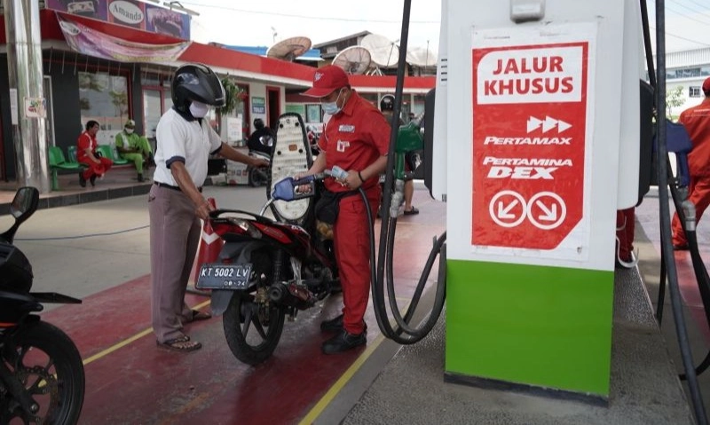 <p>Harga BBM Pertamina Dex Dan Dexlite Naik November!</p>