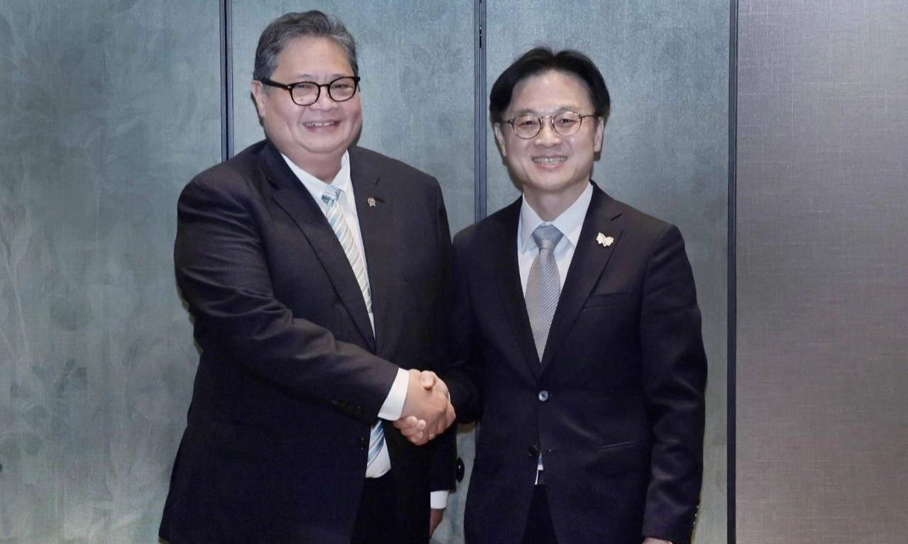 <p>Airlangga: RI-Korsel Jajaki Peluang Investasi Energi dan Digital</p>