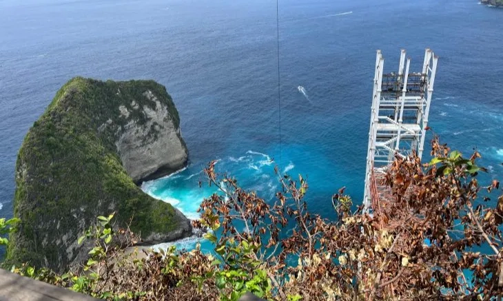 <p>Pembangunan Lift Kaca Klungkung Dihentikan</p>