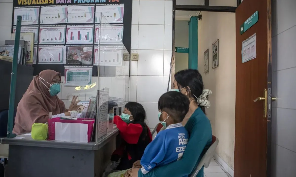 <p id="isPasted">Vaksin TBC, Antara Ketakutan dan Harapan</p>