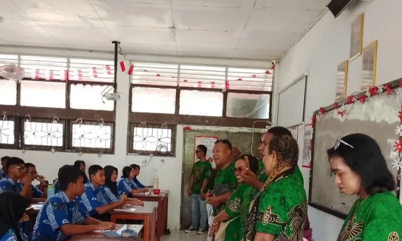 <p>Papua Punya 428 Bahasa Ibu, Tapi Banyak Yang Terancam Punah</p>