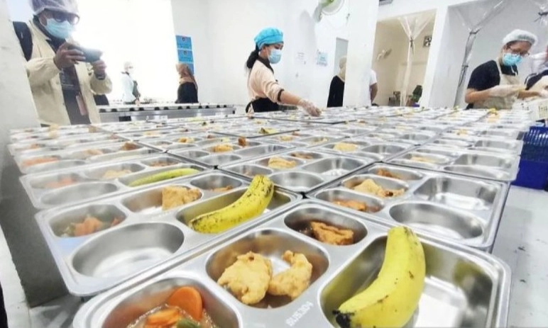 <p>BGN Rerspons Temuan Ompreng MBG Palsu</p>